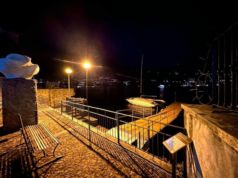 Romantic Home Stone With Amazing View Lake Of Como And Oleandra 라글리오 외부 사진